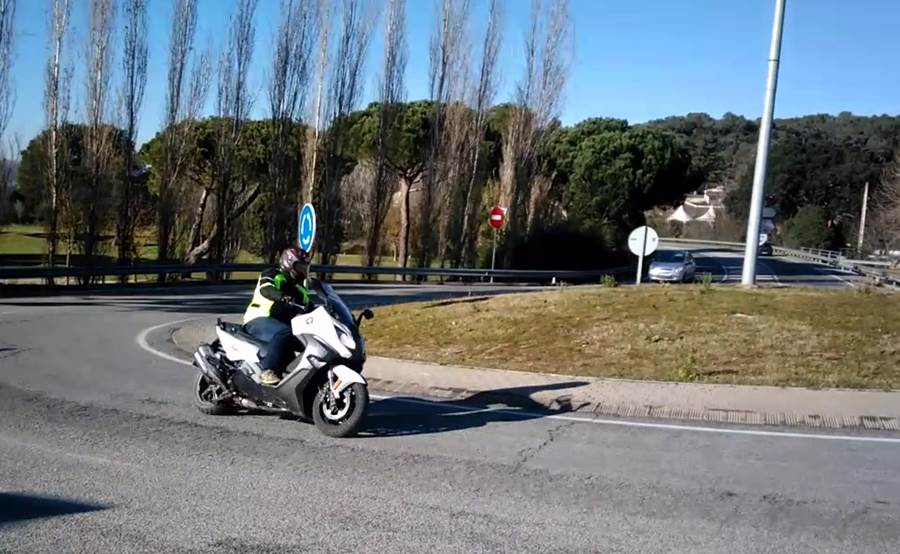 Probamos la BMW C650 Sport con temperaturas bajo cero.