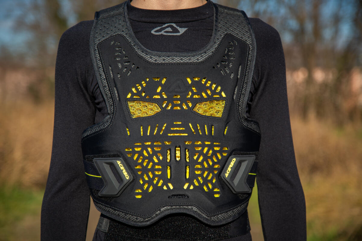 Nuevos protectores Acerbis DNA 2.0 y Plasma 2.0