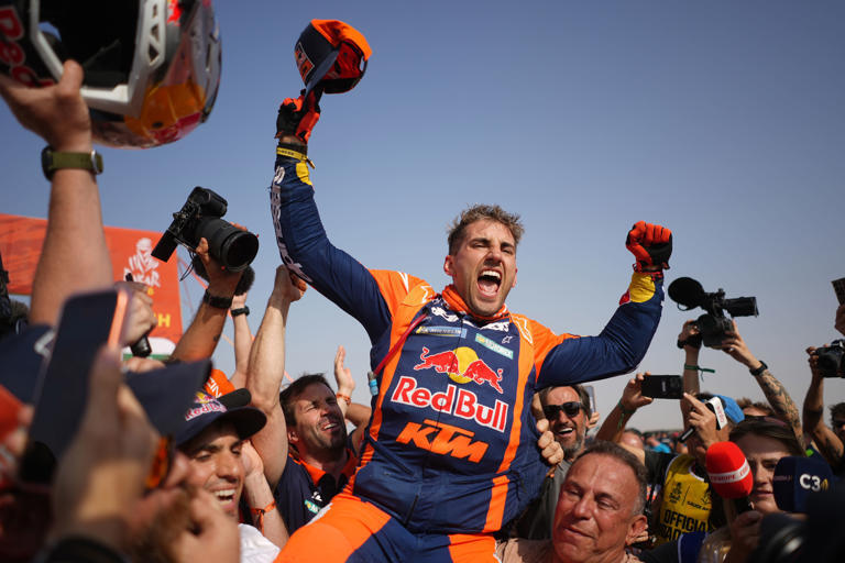 Luciano Benavides gana el Dakar en motos por ¡dos segundos!